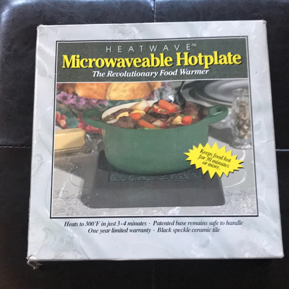 NIB VINTAGE HEATWAVE MICROWAVEABLE HOTPLATE